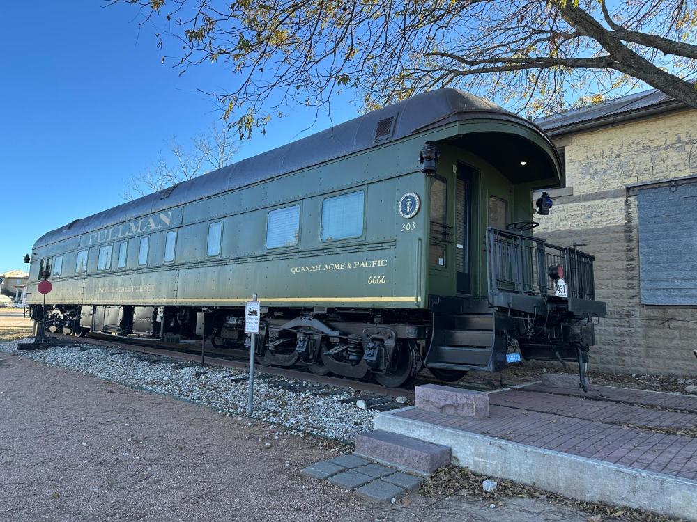 Pullman Train Car
